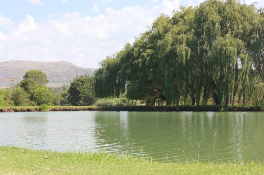 6 Bedroom Property for Sale in Remhoogte AH North West